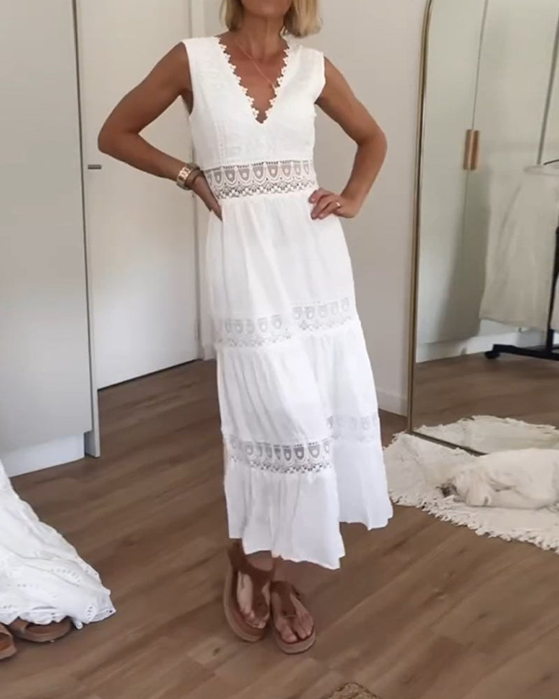 Kim | Robe en Dentelle à Décolleté en V (Presque épuisé)