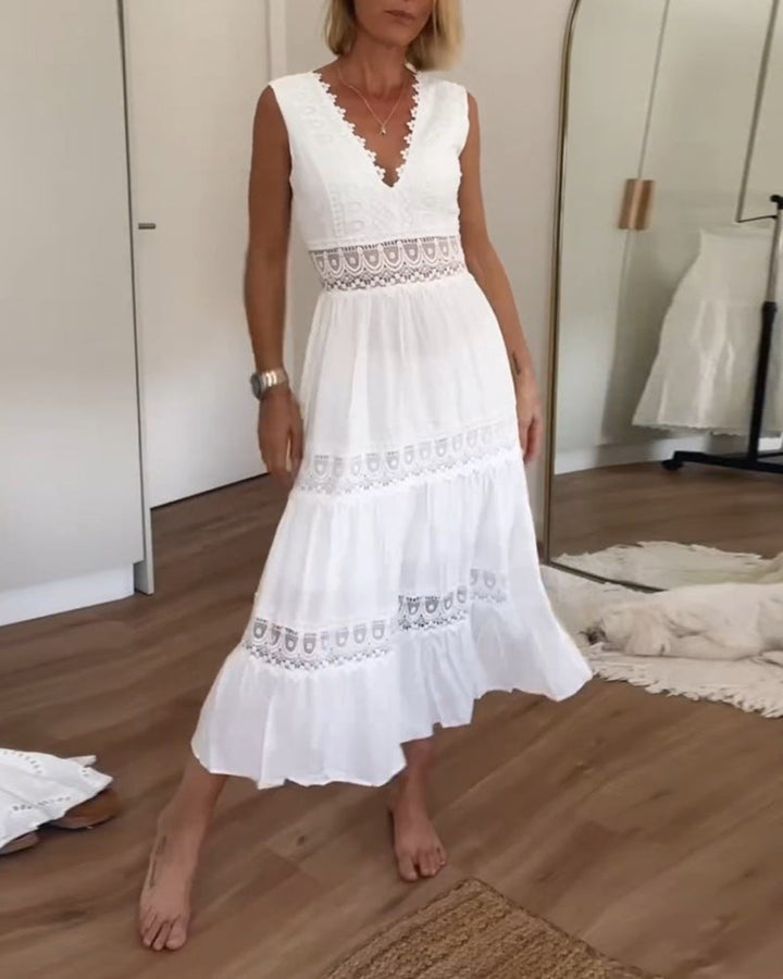 Kim | Robe en Dentelle à Décolleté en V (Presque épuisé)