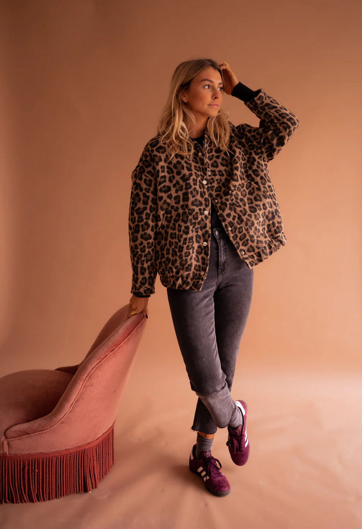 LEONA™ | Die Leopard-Bomberjacke