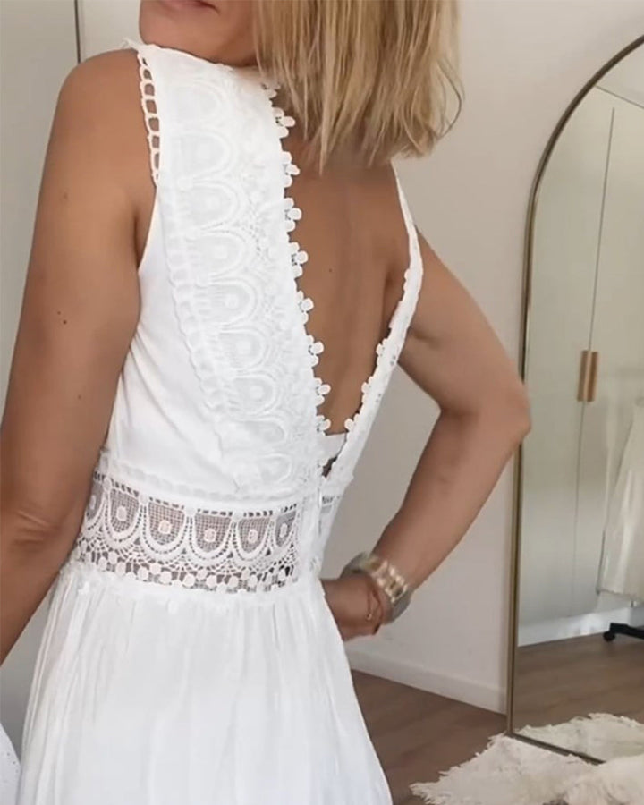 Kim | Robe en Dentelle à Décolleté en V (Presque épuisé)