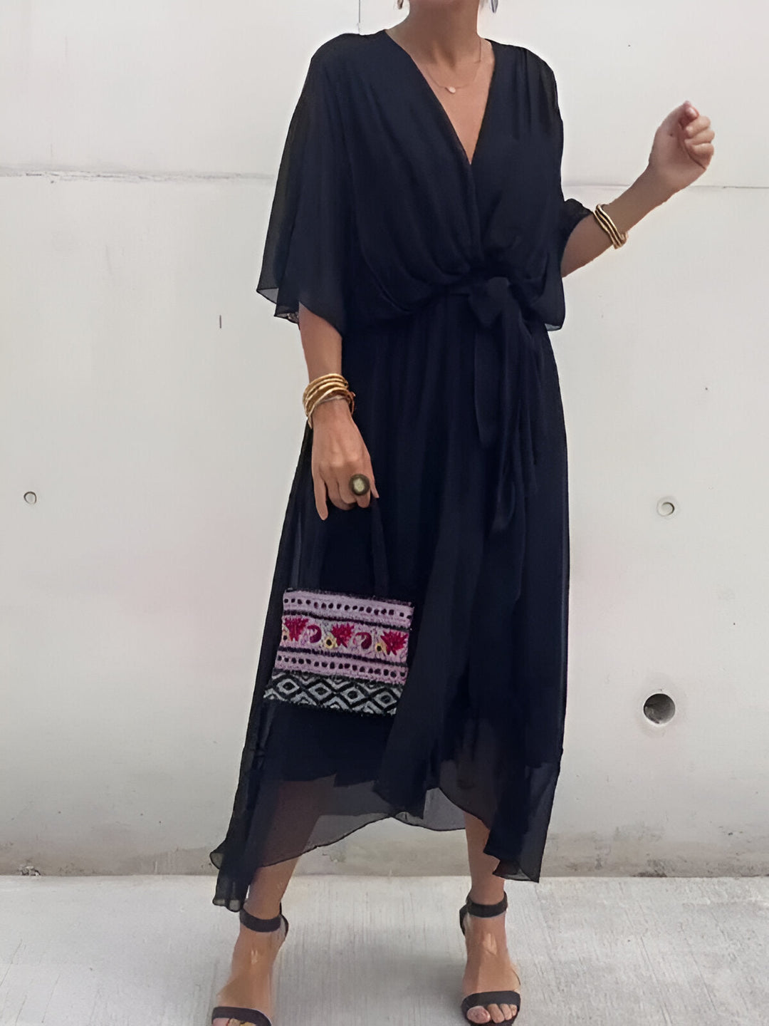 Monica™ | Chiffon jurk met V-hals